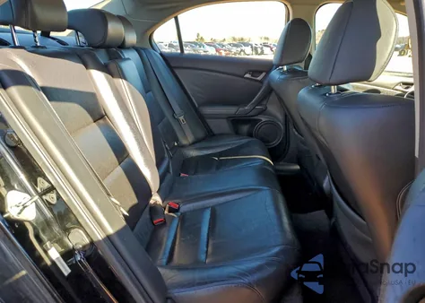 2010 Acura Tsx z USA, uszkodzony, nr VIN JH4CU2F65AC039948